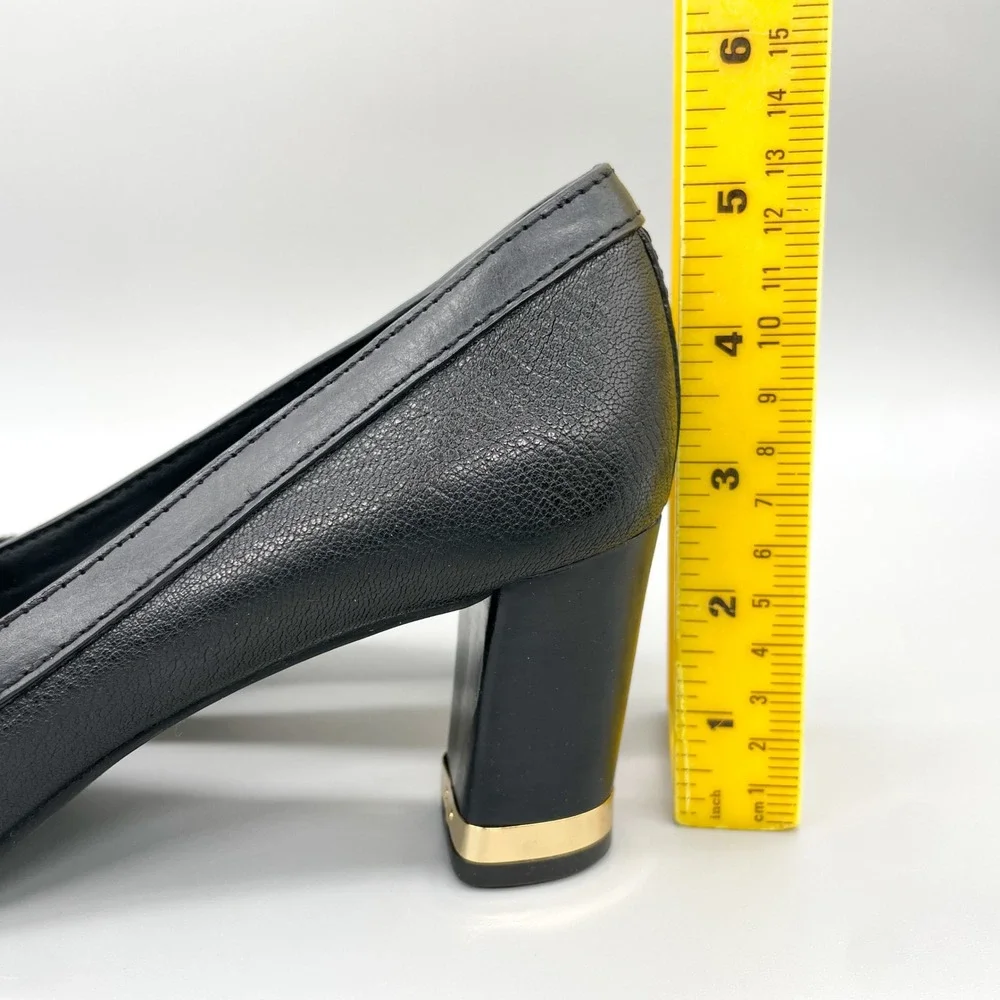 Tory Burch Womens 8.5M Pump Heels Shoes Black Leather Gold Buckle Office Classic